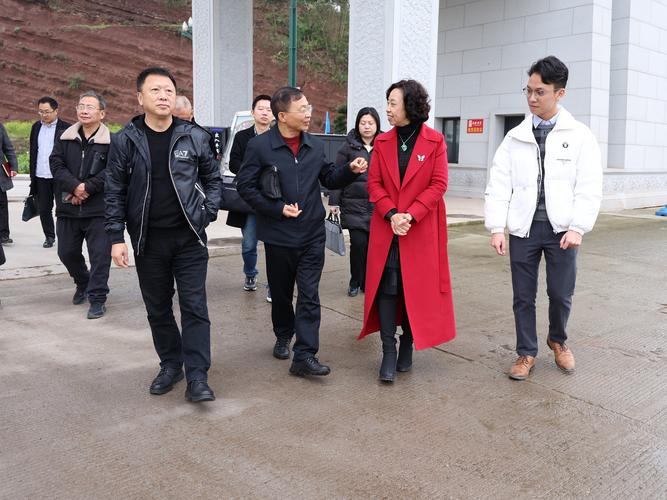 如何通過專業(yè)保安服務(wù)保障企業(yè)活動的順利開展