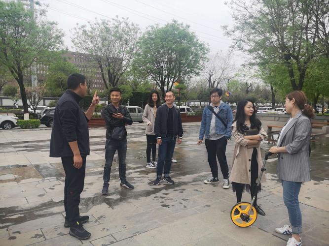 安全感對員工表現(xiàn)的重要性如何通過保安服務(wù)提升
