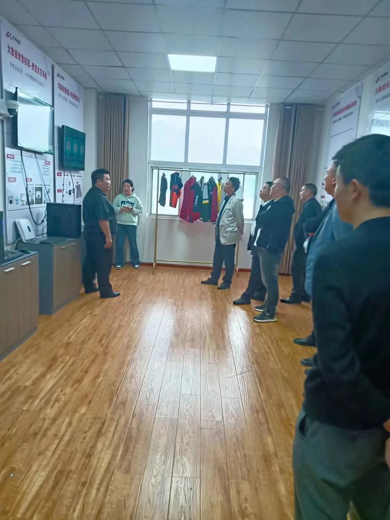 如何評估社區(qū)保安服務對安全的影響