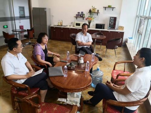 提高社區(qū)安全防控通過專業(yè)保安服務(wù)的重要性