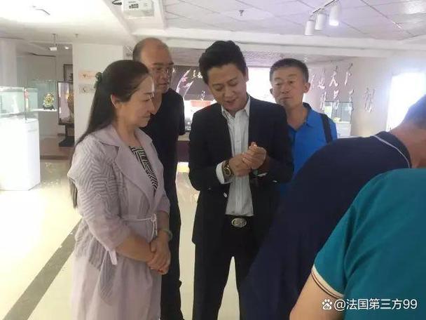 如何通過(guò)保安服務(wù)提升商業(yè)地產(chǎn)的安全應(yīng)對(duì)能力