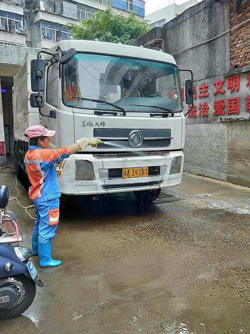 解析保安服務(wù)如何有效保護(hù)重要設(shè)施的安全防線
