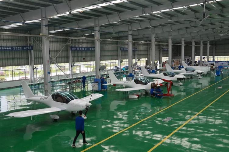 專業(yè)保安服務(wù)保障大型企業(yè)全方位安全防護效果