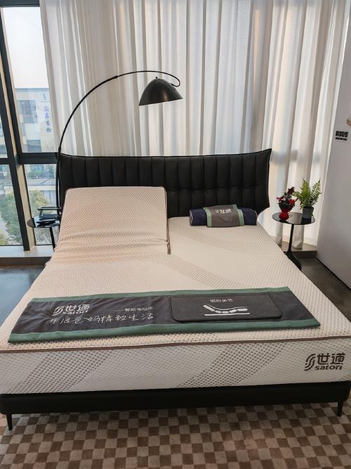 專業(yè)保安服務(wù)為大型企業(yè)打造全方位防護(hù)體系